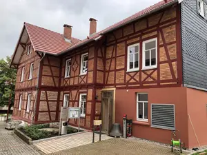 Seitenansicht mit barrierefreiem Zugang Seitenansicht mit barrierefreiem Zugang