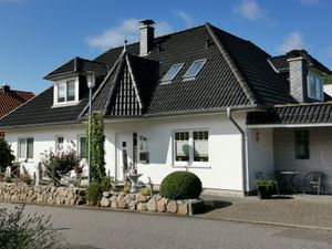 Vorderansicht/Apartment liegt in der oberen Etage