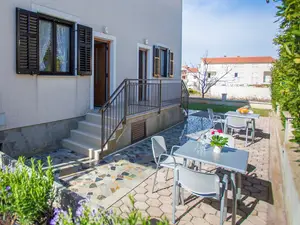 Ferienwohnung für 2 Personen in Strandnähe in Mali Maj. Ferienwohnung für 2 Personen in Strandnähe in Mali Maj.
