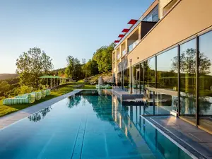 Erwachsenenhotel Hüttenhof in Grainet mit Infinitypool Erwachsenenhotel Hüttenhof in Grainet mit Infinitypool
