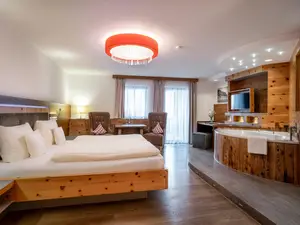 Hüttenhof ****S - Wellnesshotel & Luxus-Bergchalets