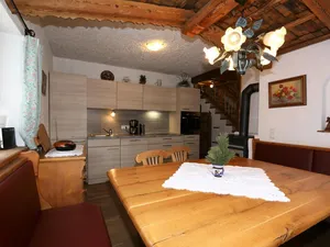DiningRoom