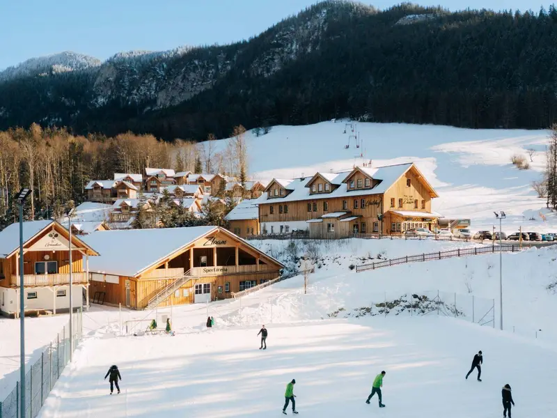 Narzissendorf Zloam Eislaufplatz