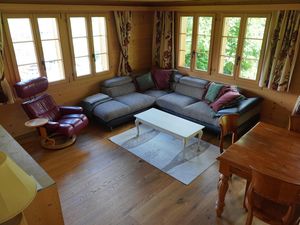 Wohnzimmer mit Stress-less-Sessel