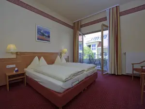 Doppelzimmer mit Balkon Stammhaus Hotel Adlerbräu