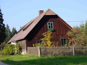 Außenansicht Ferienhaus im Wald - Auf der Stift 85