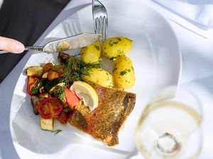 Fischgericht im Gasthof "Zum goldenen Anker"