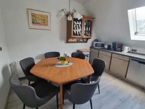 Esstisch in der Ferienwohnung Hennewig in Haltern am See