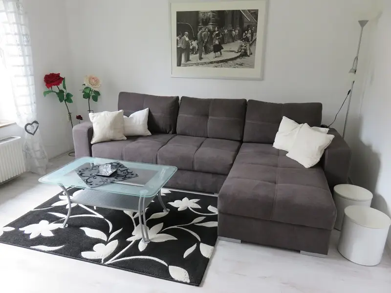 Gemütliches Sofa in der Fewo Barbara