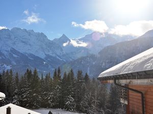 Hasliberg im Winterkleid mit Panoramablick in die Berner Alpen