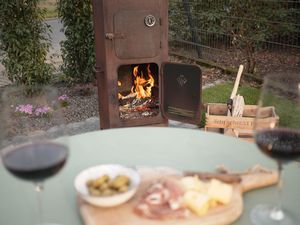 Terrasse mit Ofen