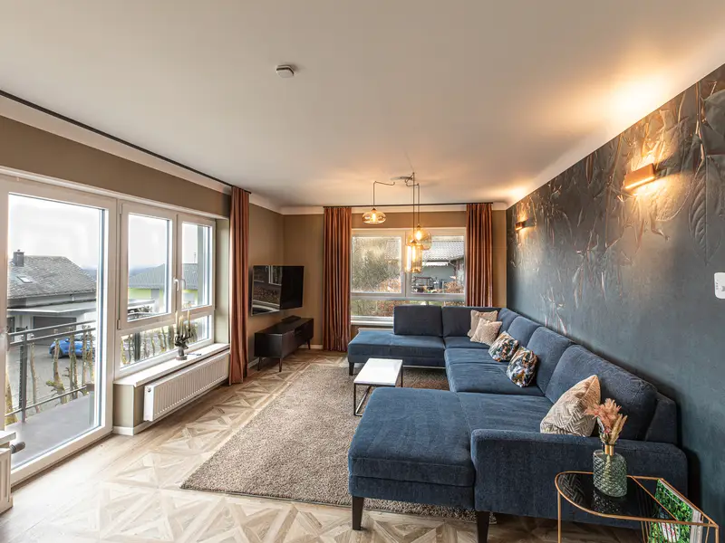 Photo, INSIDE, OUTSIDE