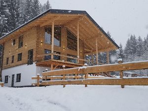 Schladminger Tauern Apartment Hausfoto Winter