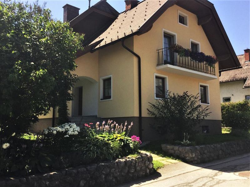 Haus Royer - Hausfoto im Sommer