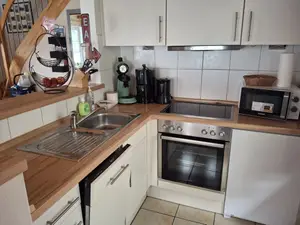 Voll ausgestattete Küchenzeile