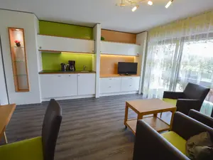 Wohnzimmer parterre Wohnung