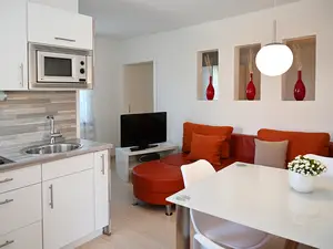 Wohnbereich mit Kochzeile