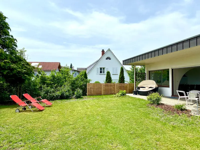 Garten mit Terrasse EG