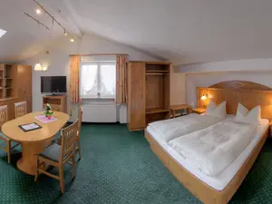 Wohn- und Schlafbereich