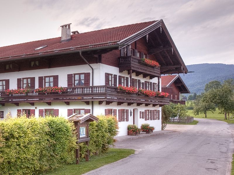 Hausansicht in Richtung Teisenberg