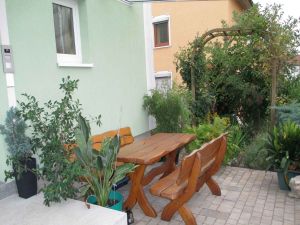 Terrasse vor dem Haus