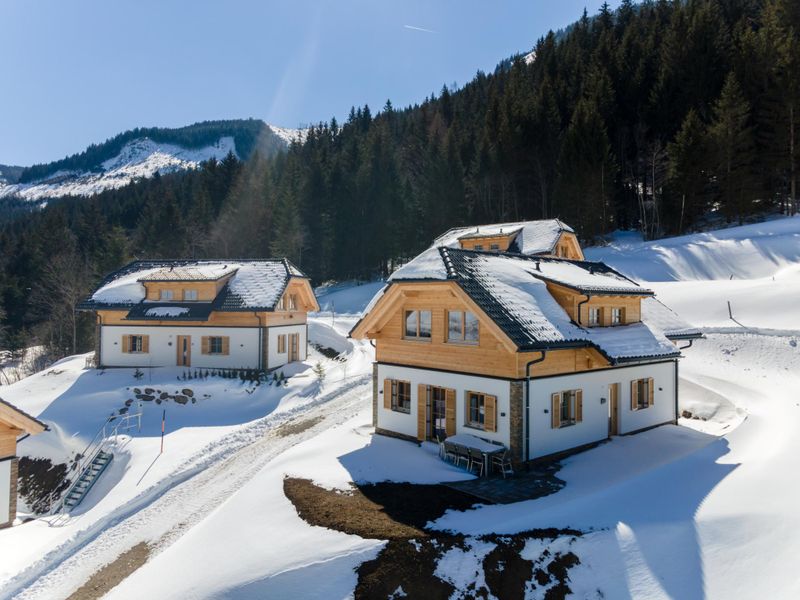 Außenseite Ferienhaus [Winter]