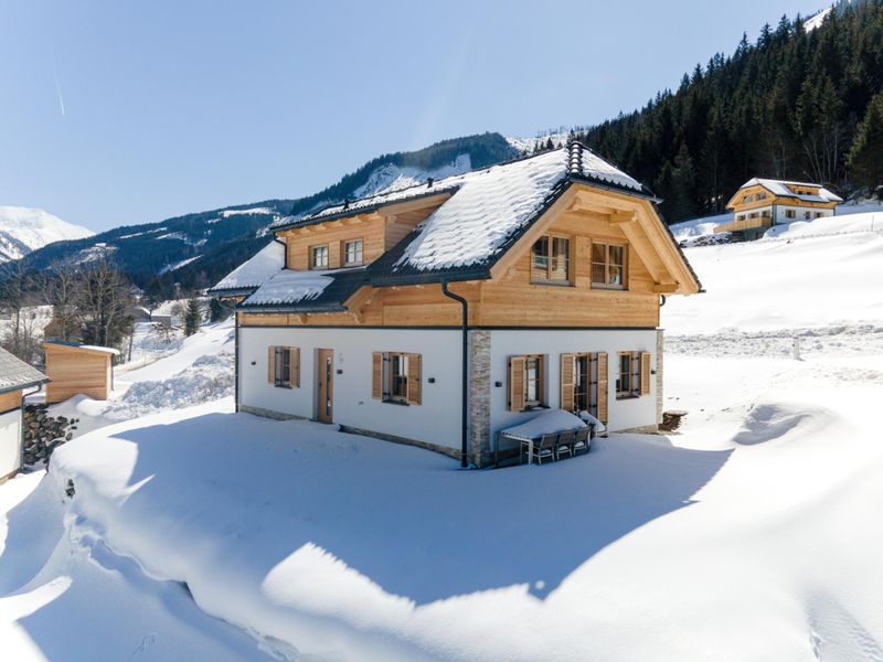 Außenseite Ferienhaus [Winter]