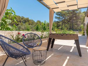 balcony-terrace