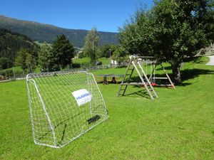 Garten/Spielplatz