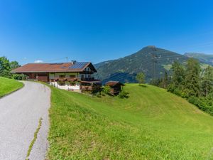 Außenseite Ferienhaus [Sommer]