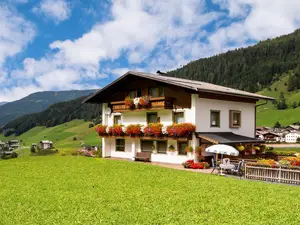 Herzlich Willkommen bei uns! Herzlich Willkommen bei uns!