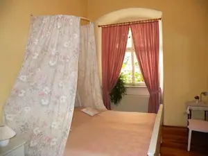 Arkadenhofzimmer (DZ einer DZ/EZ Kombination)