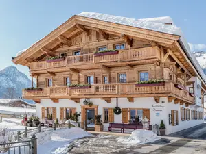 Haupthaus Winter Haupthaus Winter