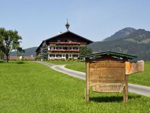 Gasteighof läd zum Sommerurlaub