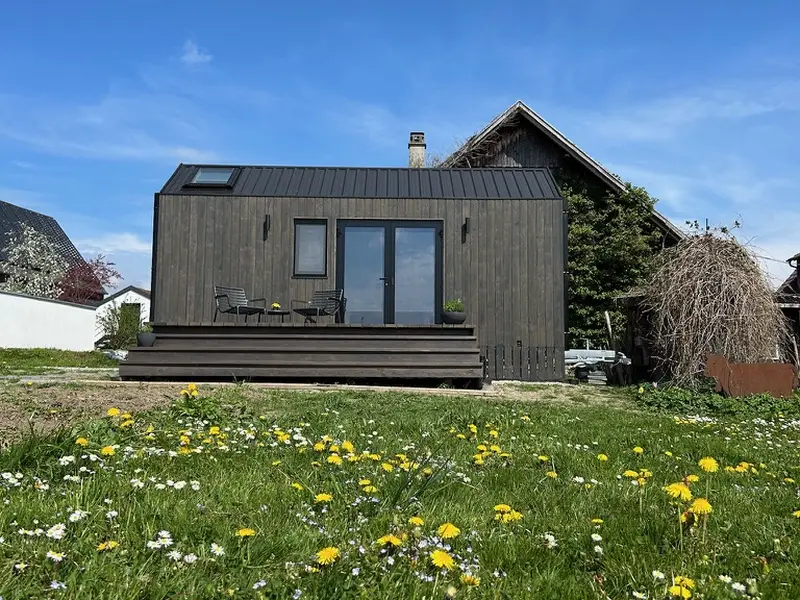 Tiny House und Garten