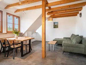 Photo, INSIDE, OUTSIDE