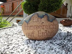 Ein Himmelreich auf Ein Himmelreich auf