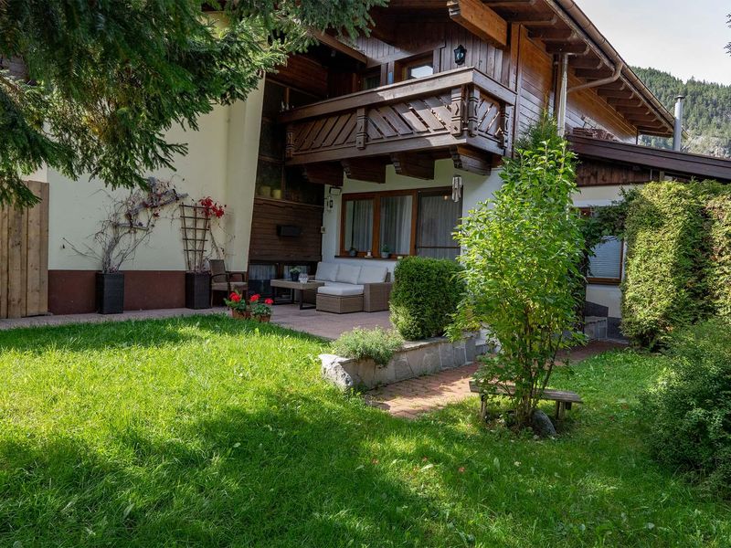 Apartment Steindl mit Terrasse und Garten