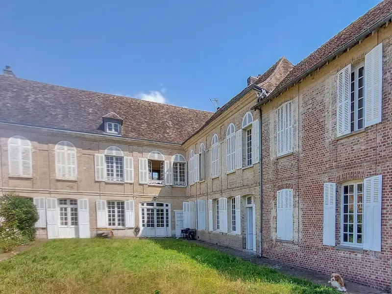 house house