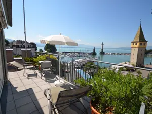 Juniorsuite mit Terrasse und Seeblick