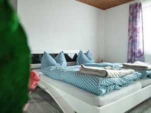 Schlafzimmer2