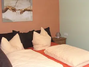 Ferienwohnung 3: Schlafbereich im Wohn-/Schlafraum