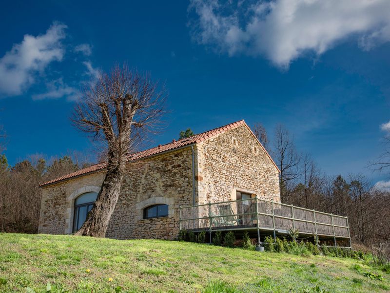 Außenseite Ferienhaus [Sommer]