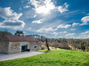 Außenseite Ferienhaus [Sommer]