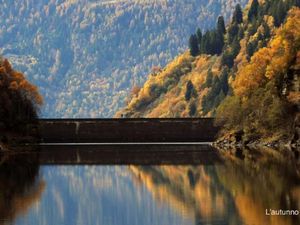 Val Malvaglia, ein wildes Tal mit schönen Landschaften. Erreichbar mit dem Auto, aber auch mit der Seilbahn