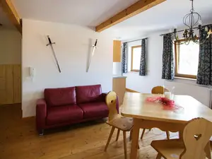 Wohn-Essküche der Wohnung "Ritterstube"