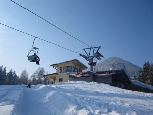 Hochplattenbahn