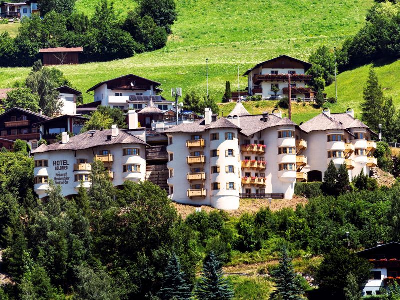 Außenseite Ferienhaus [Sommer]