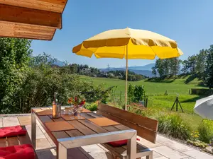 Die Terrasse für gemütliche Stunden Die Terrasse für gemütliche Stunden