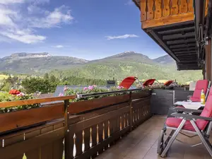 Südbalkon mit Markise